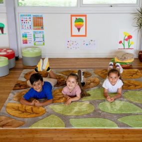 Seasonal Leaves Super Deluxe Carved Carpet